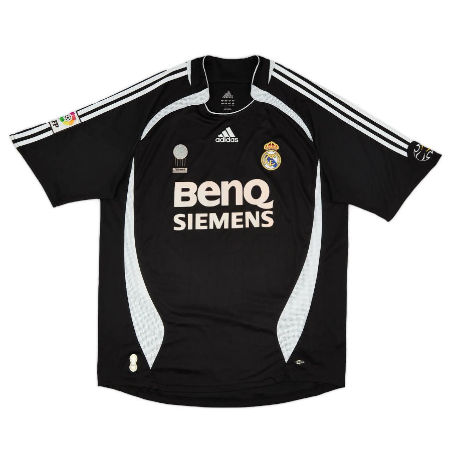 Real Madrid Away Retro Jersey 2006/07 - image 1