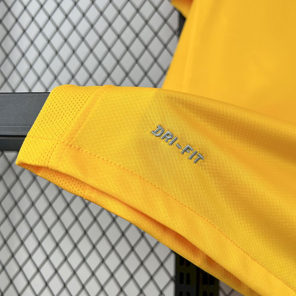 Brazil 2010 Home Retro Jersey - image 5