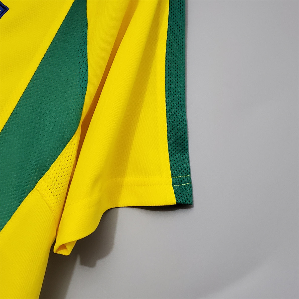 Brazil Home - Retrô 2002 Jersey - image 9