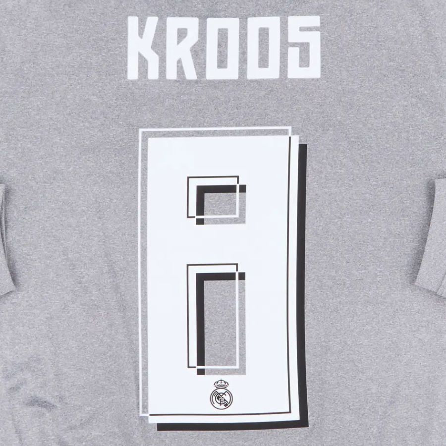 Real Madrid Away Retro Jersey 2015/16 - image 3