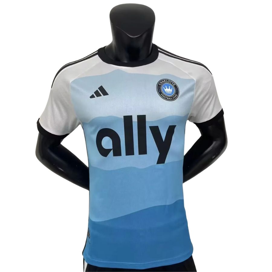 Charlotte FC Home Authentic Player 2025/26 - image 1