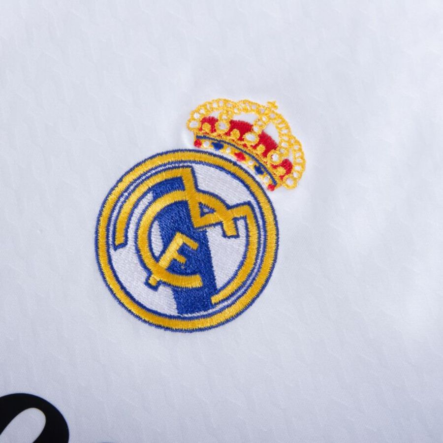 Real Madrid Vini JR. 7 Home Fan Jersey 2024/25 es UCL UEFA Foundation (Official Printing)