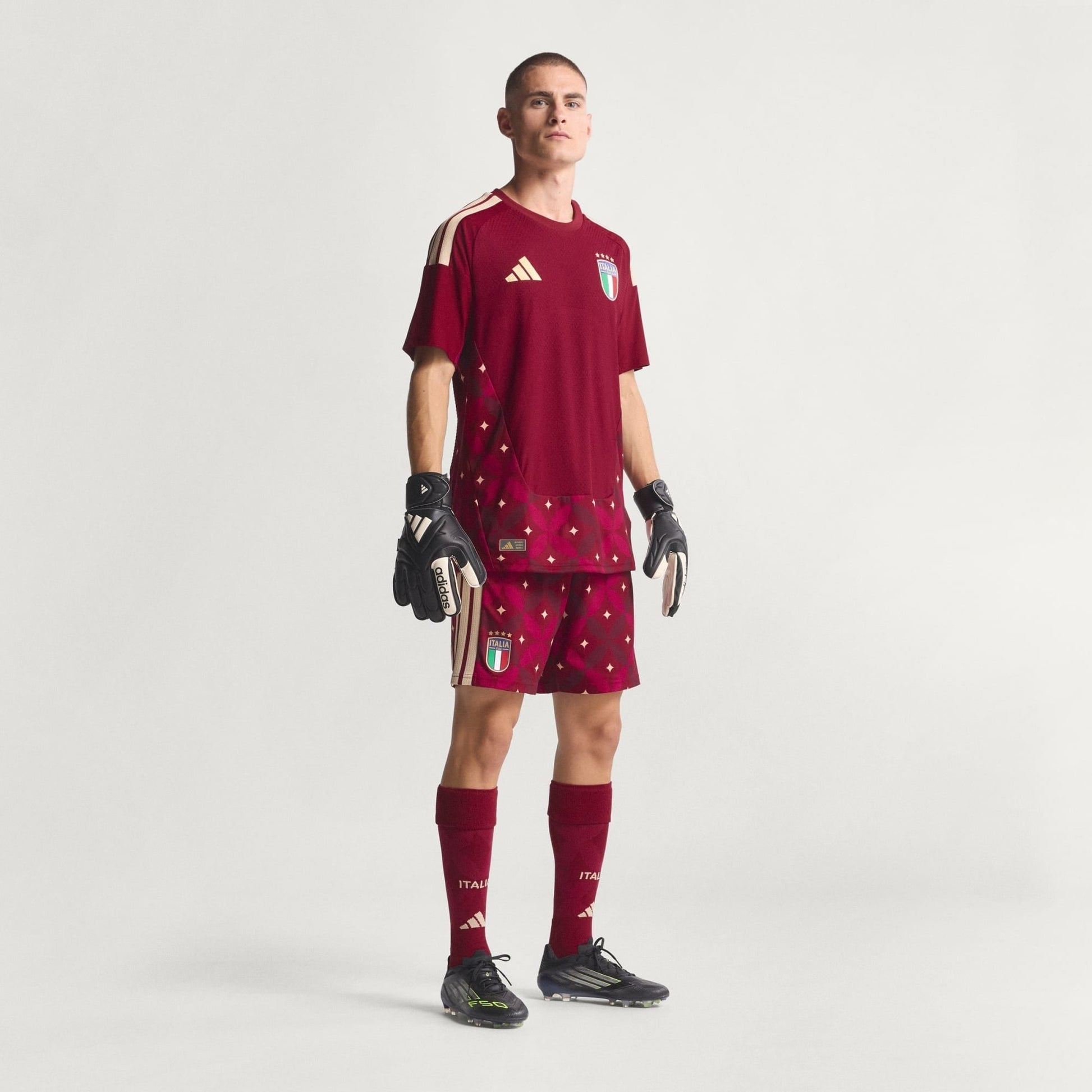 Goalkeeper Italy 2026/27 Home Player - image 7