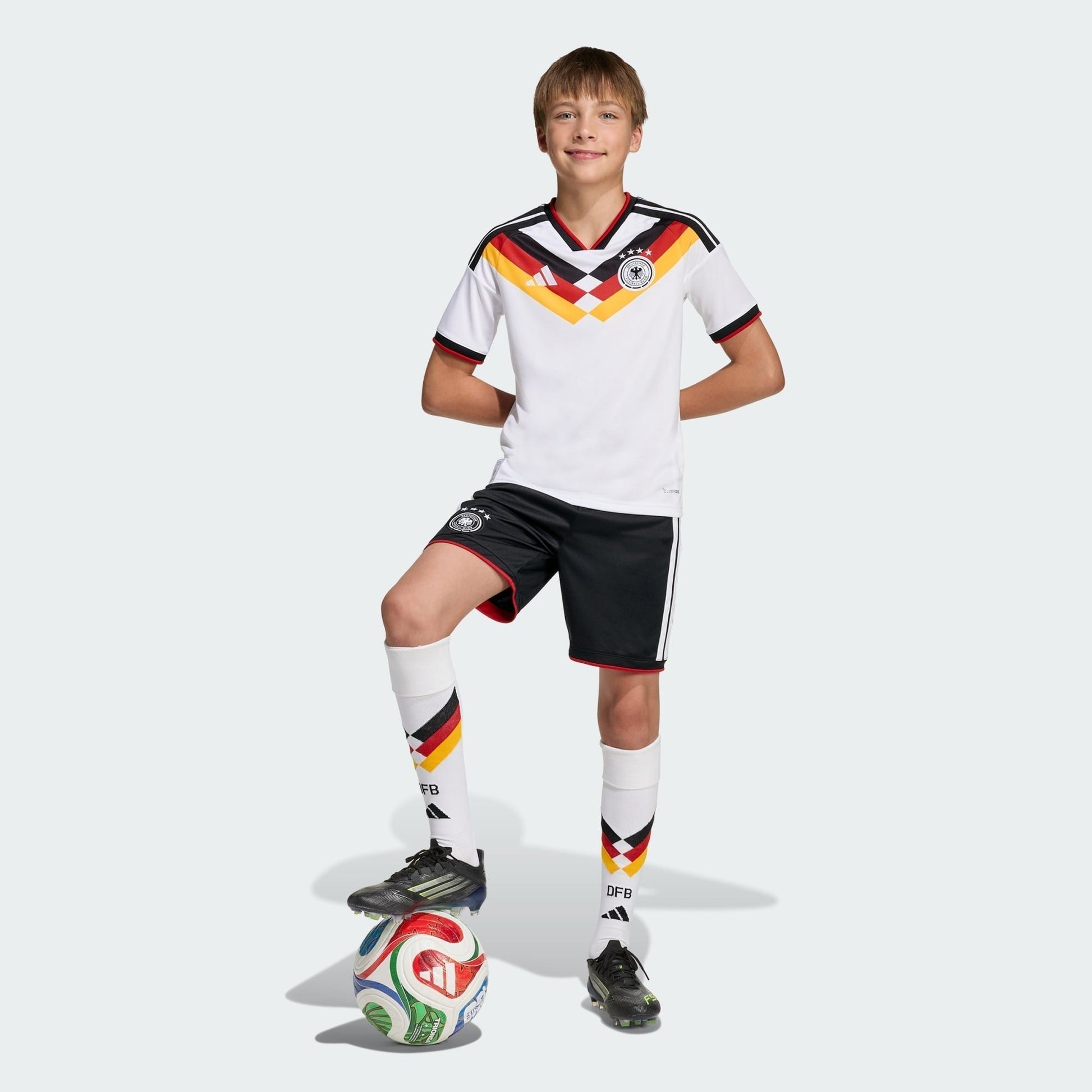 Kids Kit Germany 2026/27 Home - image 5