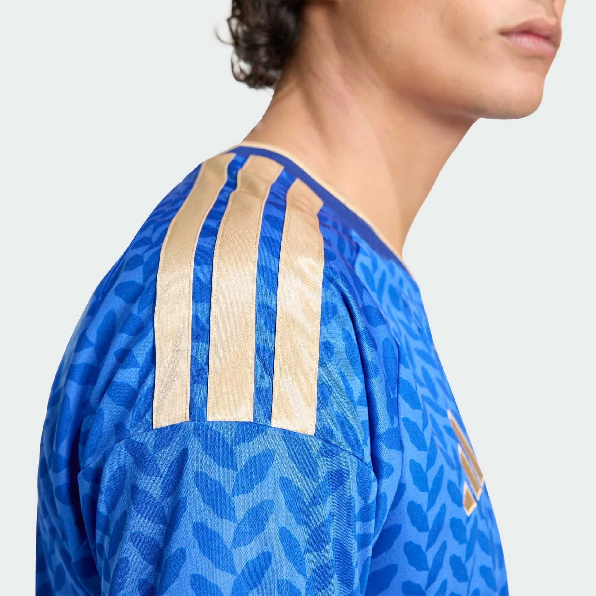 Italy 2026/27 Home Jersey - image 4