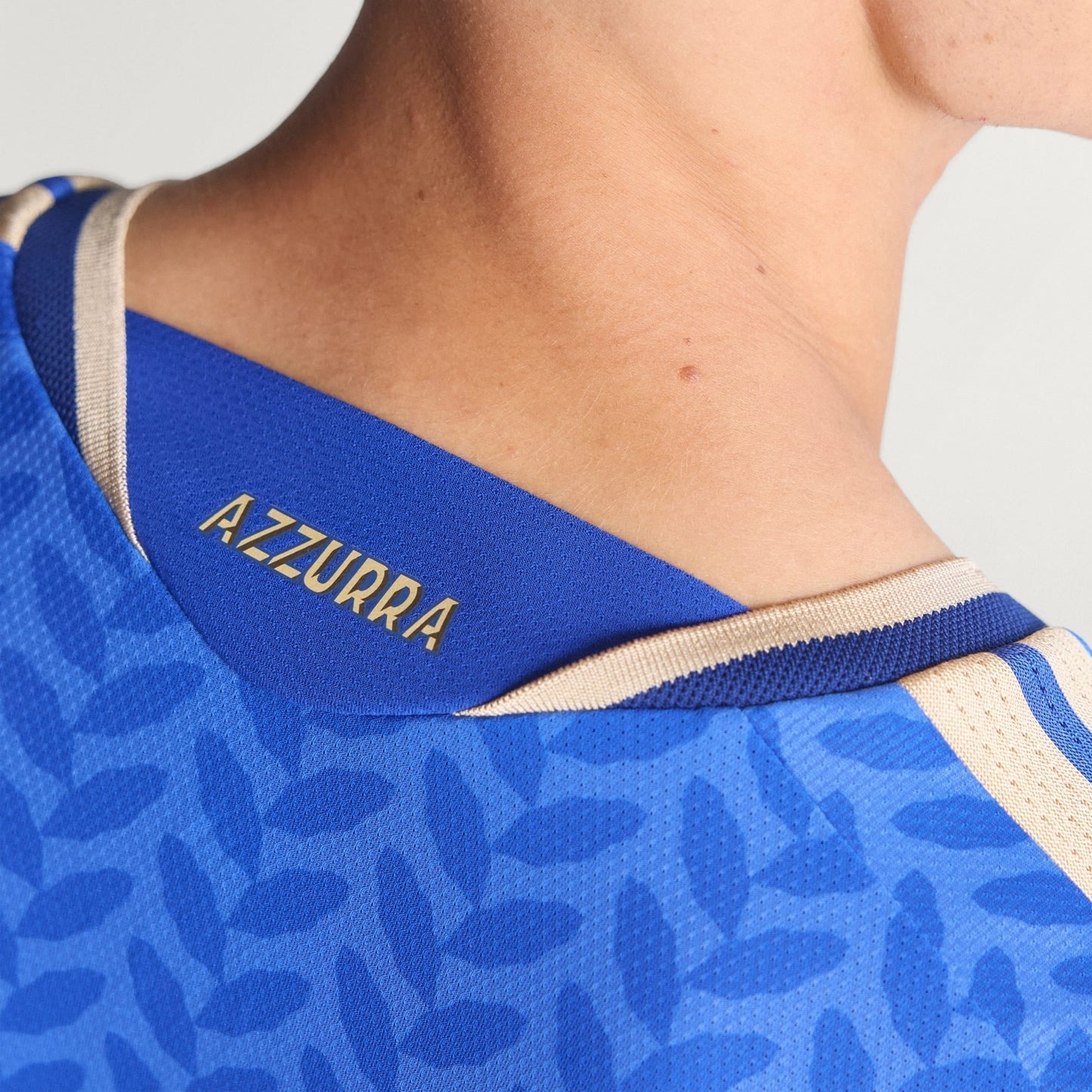 Italy 2026/27 Home Player Jersey - image 6