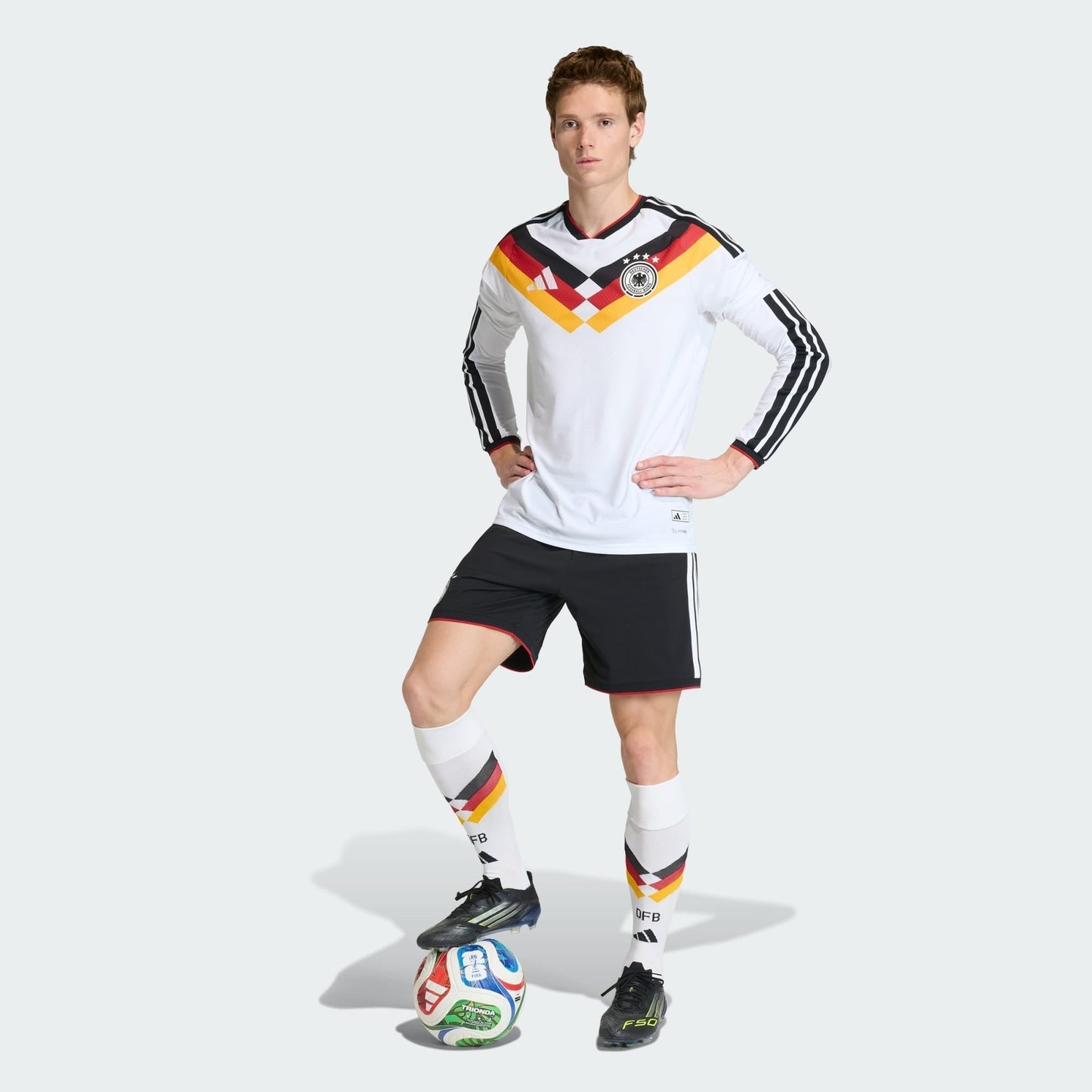 Shorts Germany 2026/27 Home - image 2