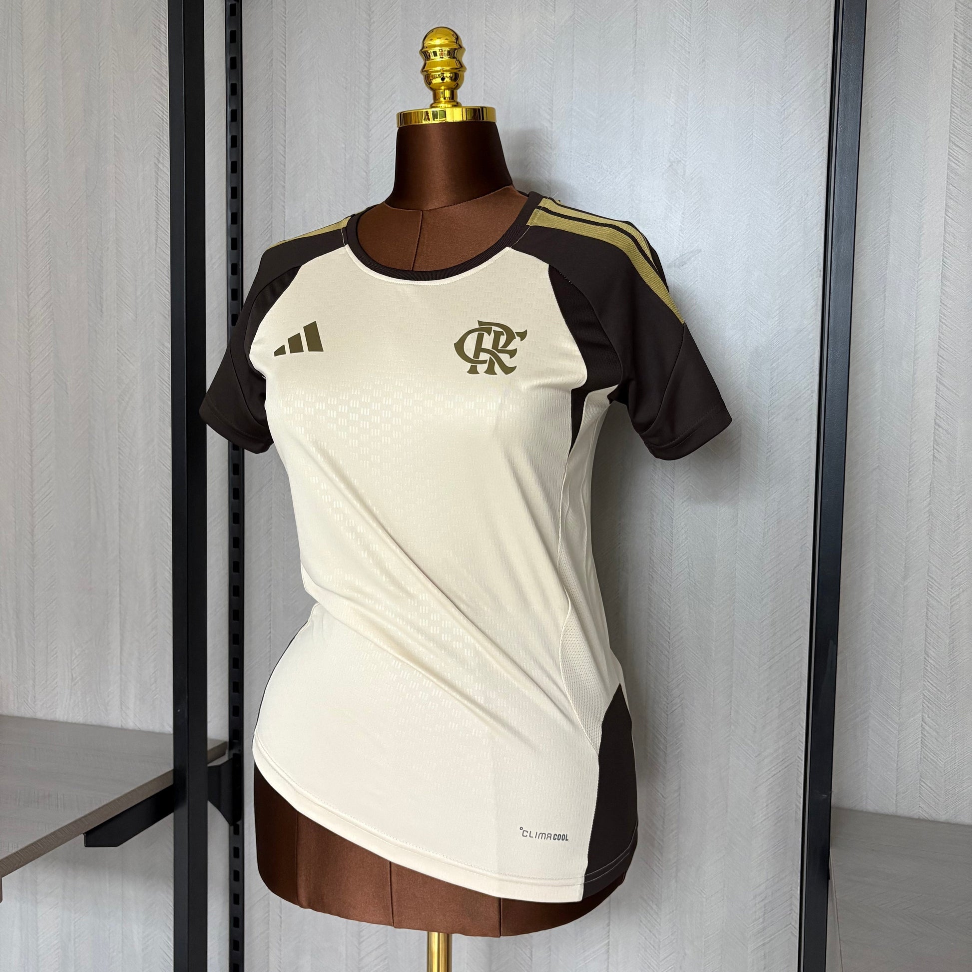 Camisa Feminina Flamengo Treino 2026 Bege - Fan Version - image 4