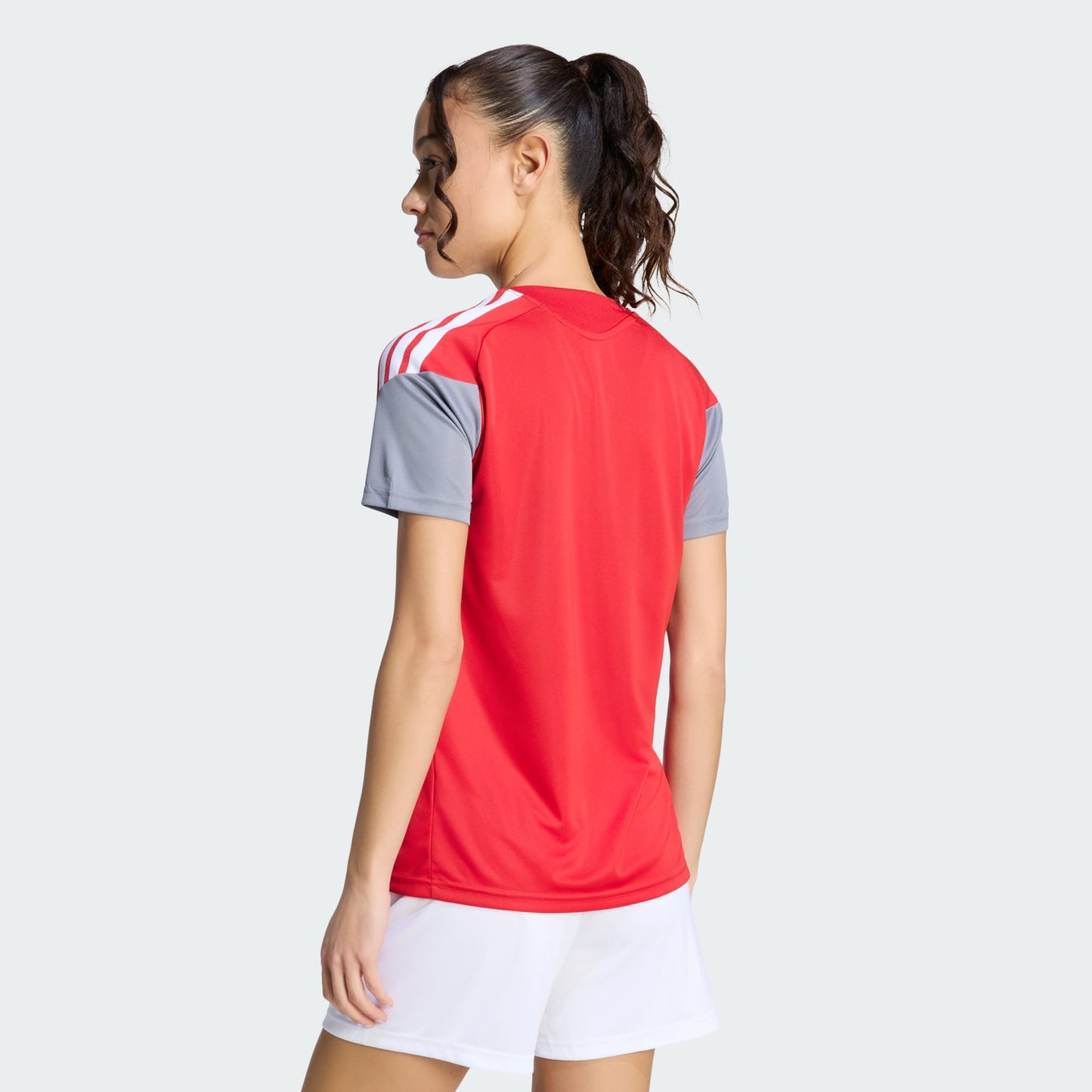 Women Jersey Internacional 2026/27 Training - image 2