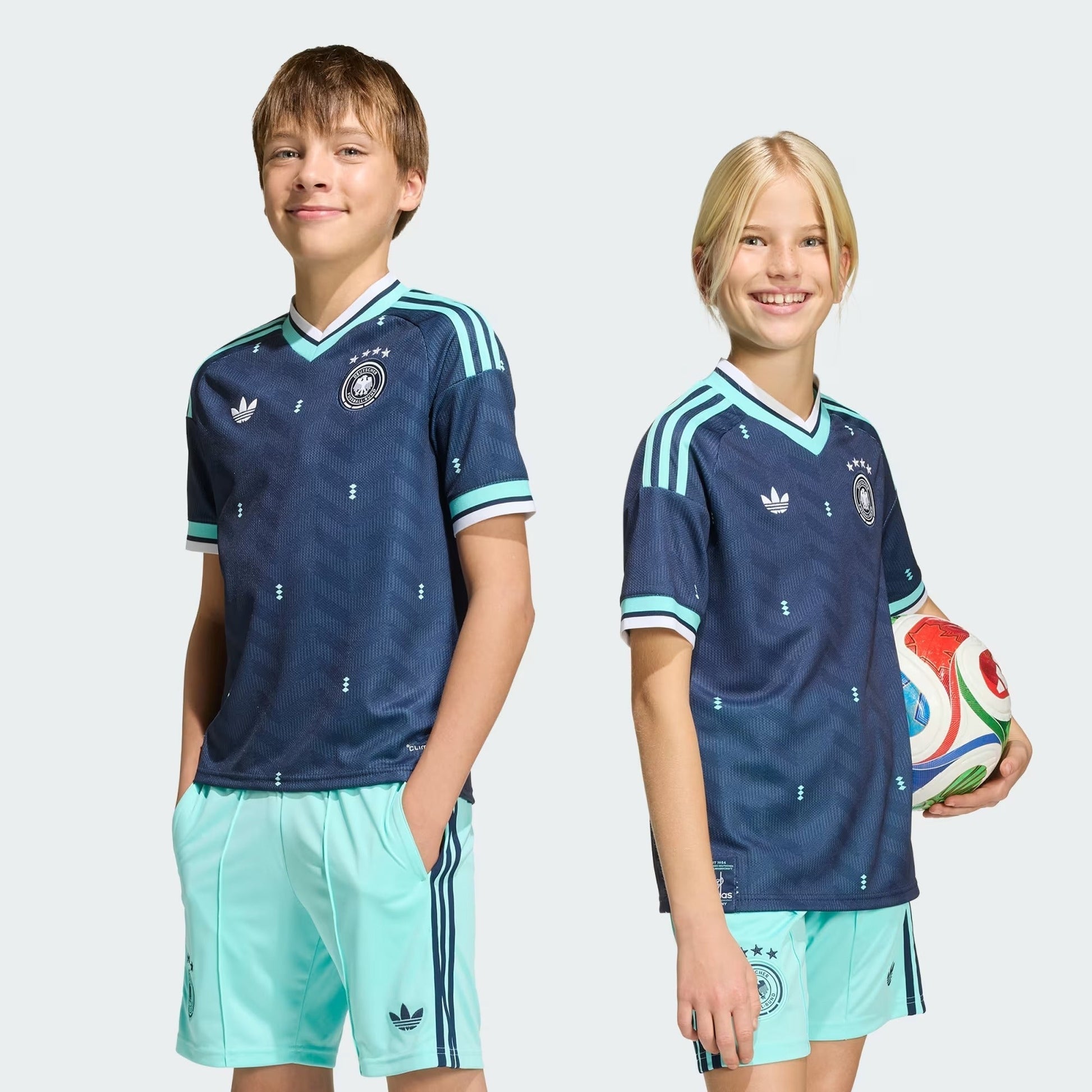 Kids Kit Germany 2026/27 Away Kit - image 1