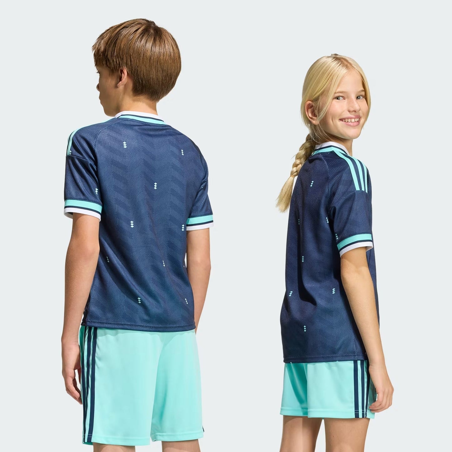 Kids Kit Germany 2026/27 Away Kit - image 2