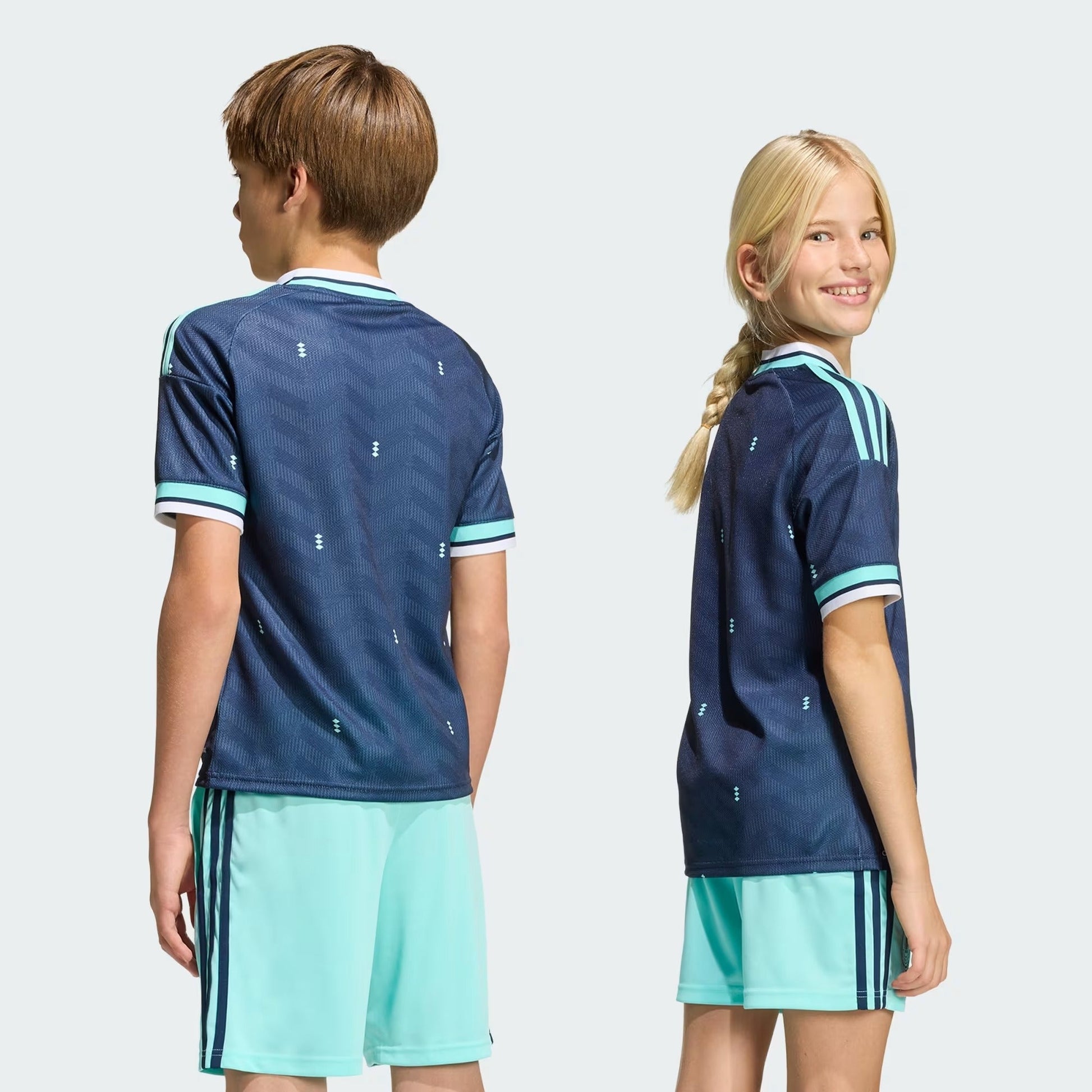Kids Kit Germany 2026/27 Away Kit - image 2