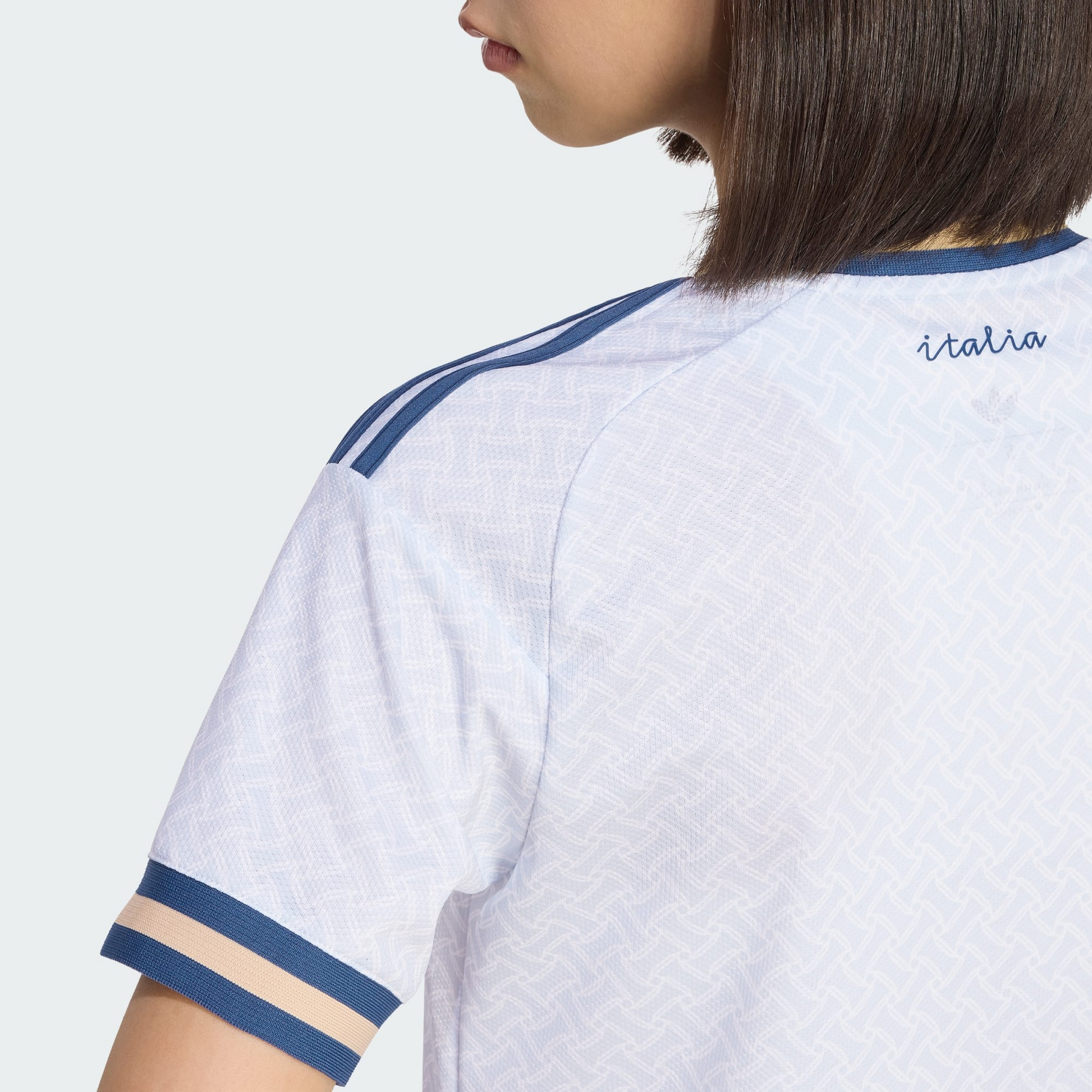 Women Jersey Italy 2026/27 Away - image 6