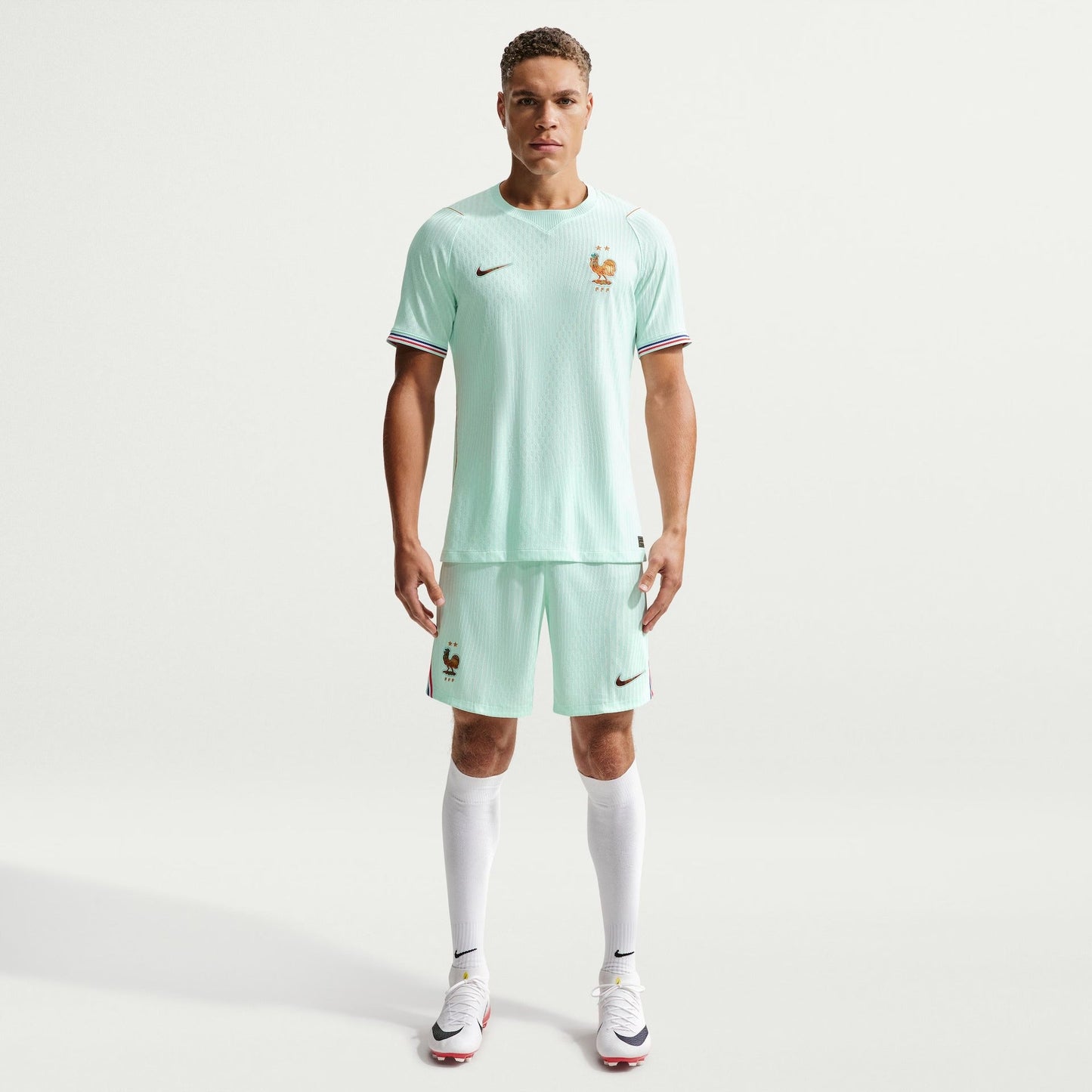 France 2026/27 Home Player Jersey - image 3