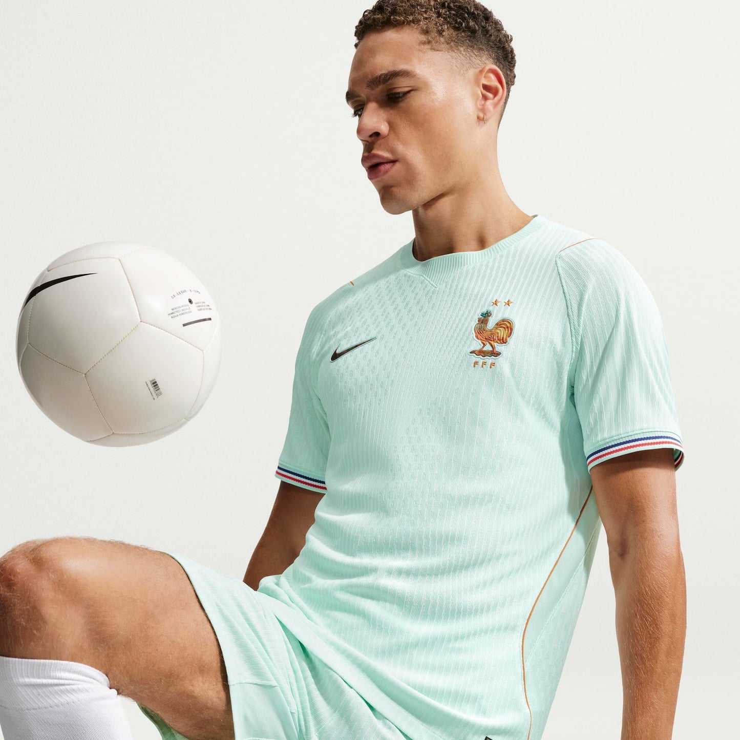France 2026/27 Home Player Jersey - image 2