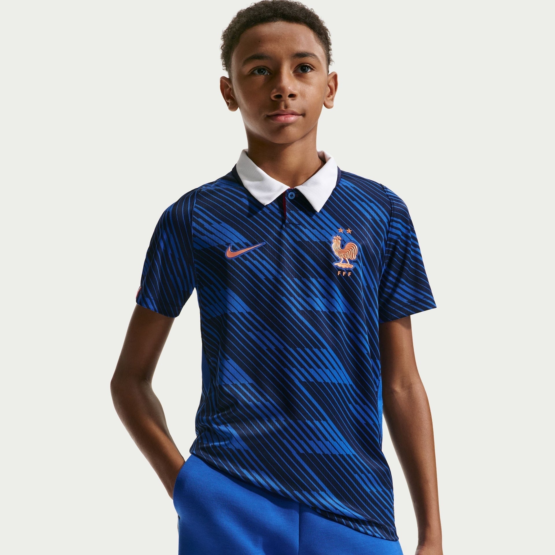 Kids Kit France 2026/27 Home Kit - image 2